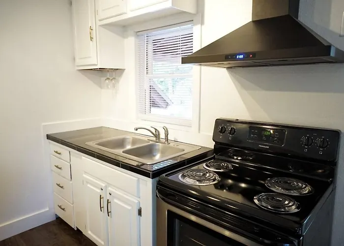 Fox Den- Pet Friendly Suite In Shaver Lake