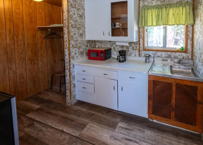 The Tamarack Lodge